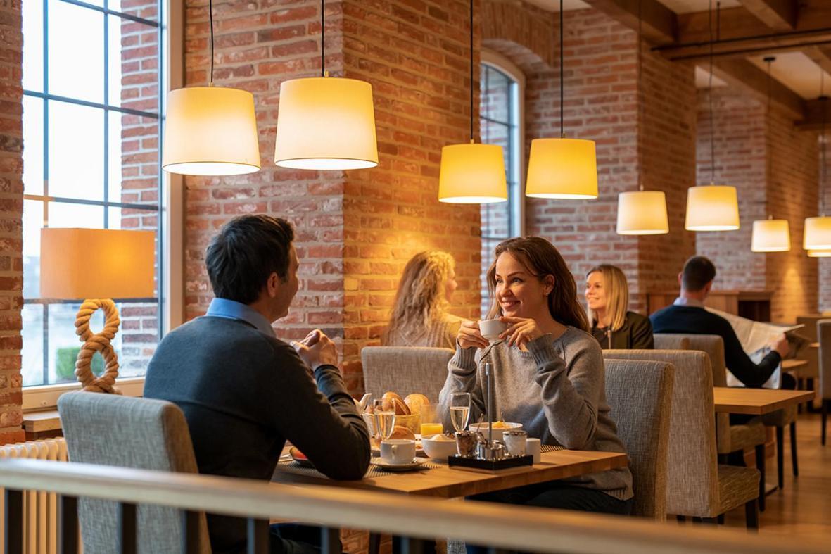 Hotel Hafenspeicher Leer Bagian luar foto
