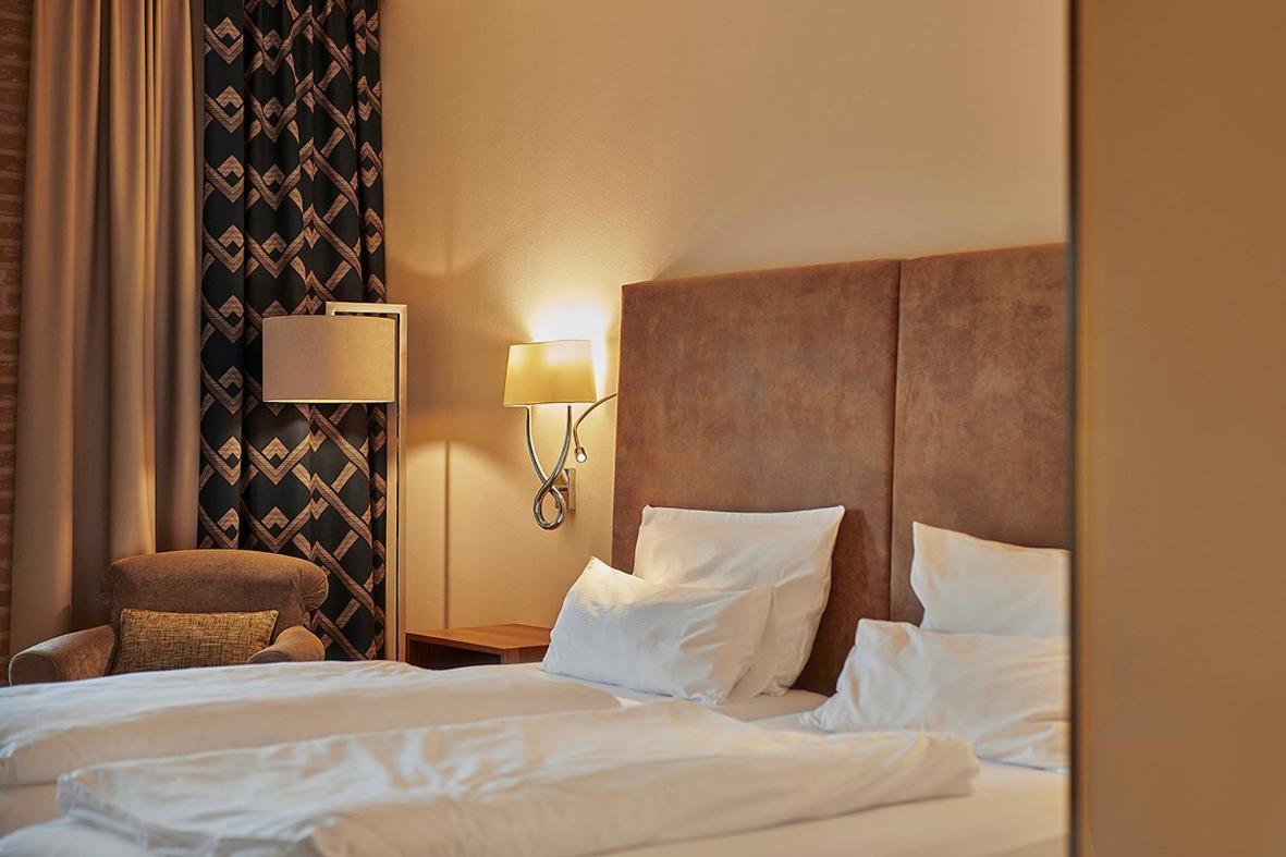 Hotel Hafenspeicher Leer Bagian luar foto
